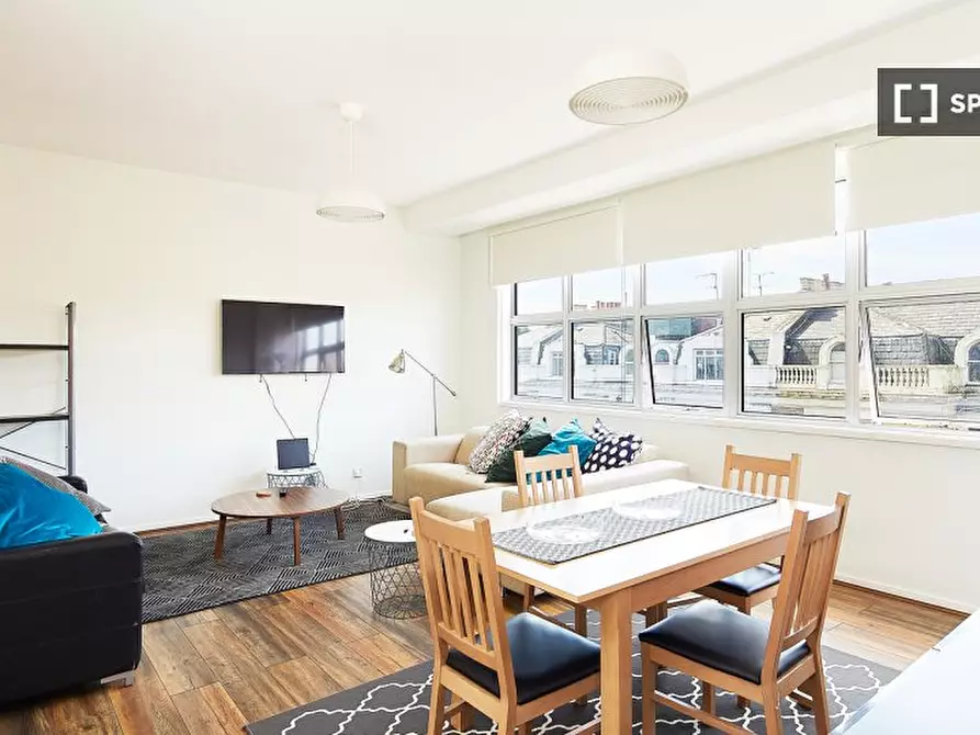 Immagine 2 di Appartamento in affitto  in -193 Earls Ct Rd a Kensington