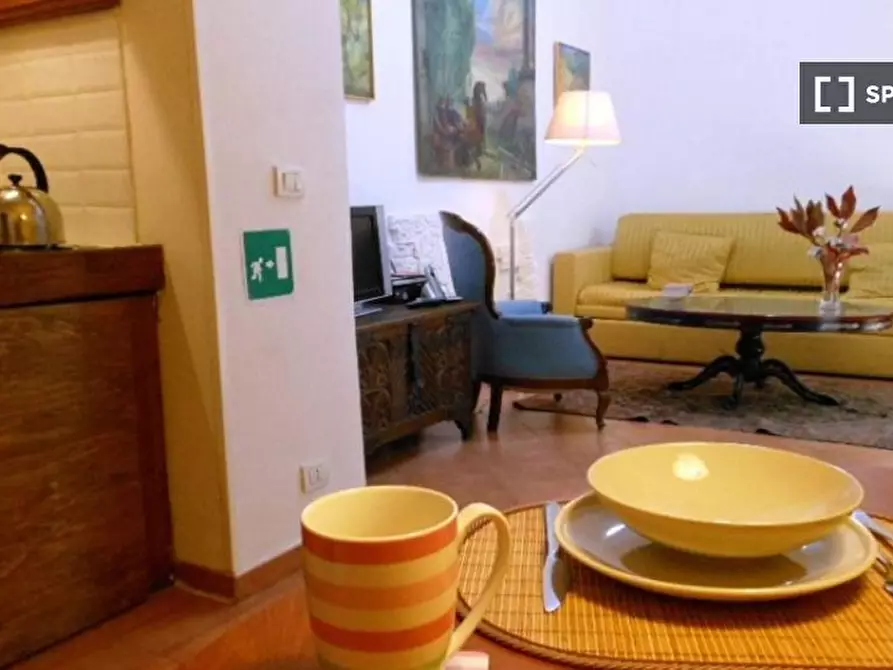 Immagine 1 di Appartamento in affitto  in Via Giulia a Roma