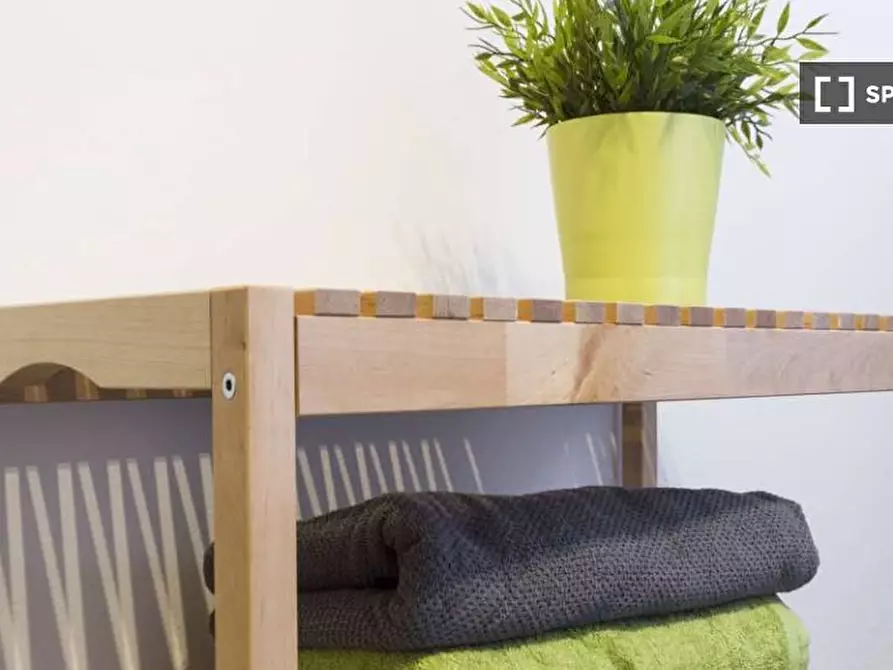 Immagine 17 di Camera condivisa in affitto  in Via Andrea Costa a Milano