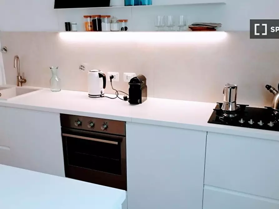 Immagine 8 di Appartamento in affitto  in Via Mazzini a Bologna