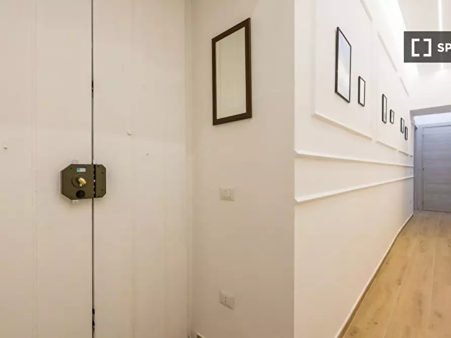 Immagine 19 di Ufficio in affitto  in Via Benedetto Cairoli a Napoli