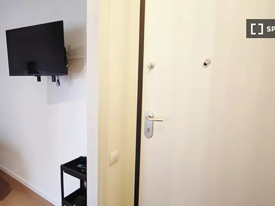 Immagine 5 di Ufficio in affitto  in Via Monte S. Genesio a Milano