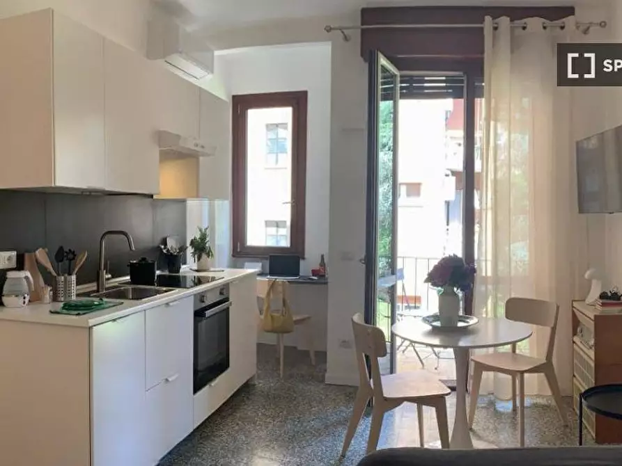 Immagine 12 di Appartamento in affitto  in Via Giacinto Bruzzesi a Milano