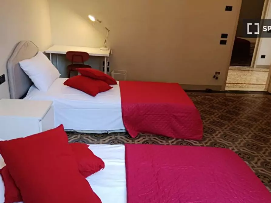 Immagine 1 di Camera condivisa in affitto  in Via Scipione Ammirato a Firenze