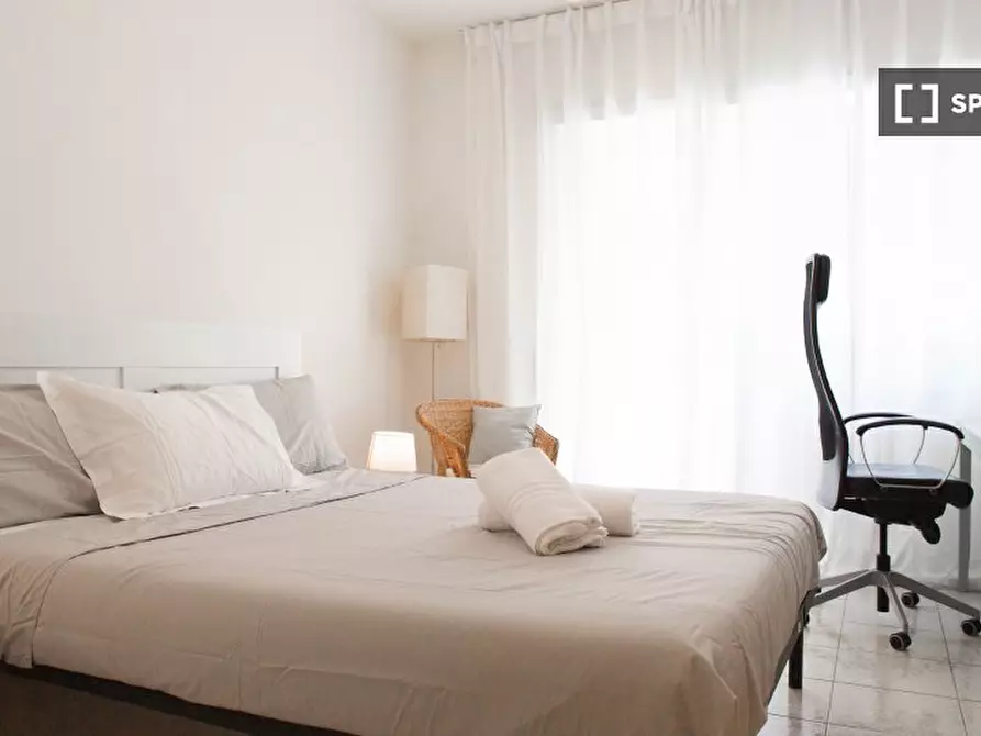 Immagine 8 di Camera condivisa in affitto  in Viale Marco Fulvio Nobiliore, 00175 Roma RM, Italy a Roma