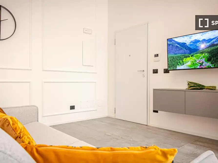 Immagine 11 di Ufficio in affitto  in Via Francesco Albani a Bologna