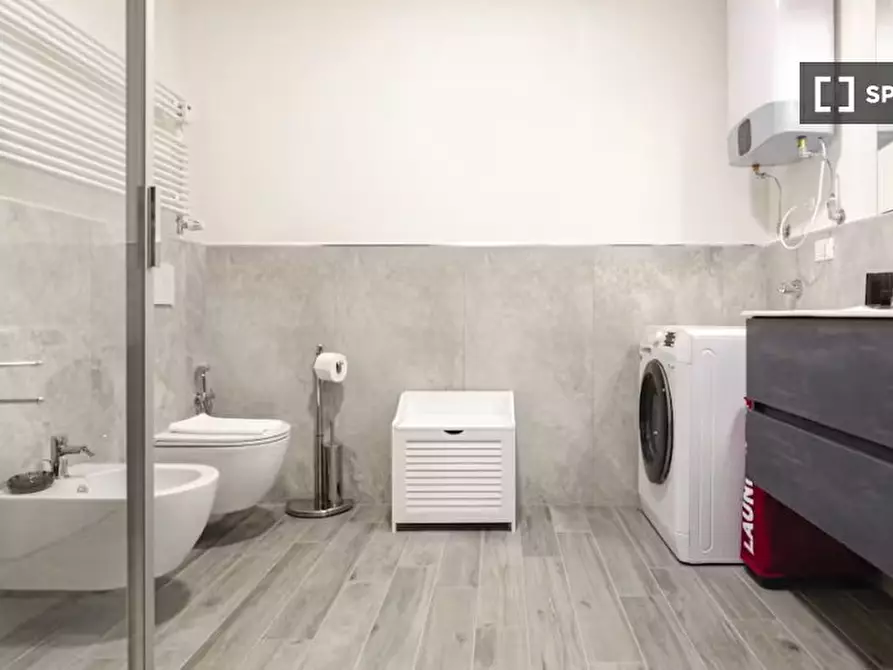 Immagine 2 di Ufficio in affitto  in Via Camillo Ranzani a Bologna