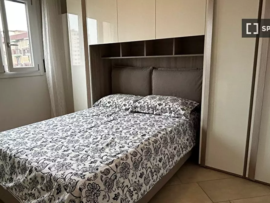 Immagine 3 di Camera condivisa in affitto  in Via Appennini a Milano