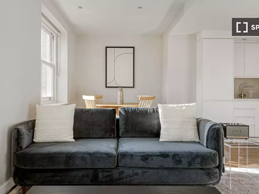Immagine 3 di Appartamento in affitto  in A Lower Marsh a Camberwell