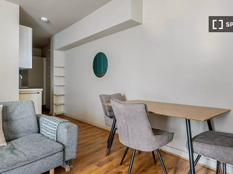 Immagine 5 di Appartamento in affitto  in Calvin St a Poplar