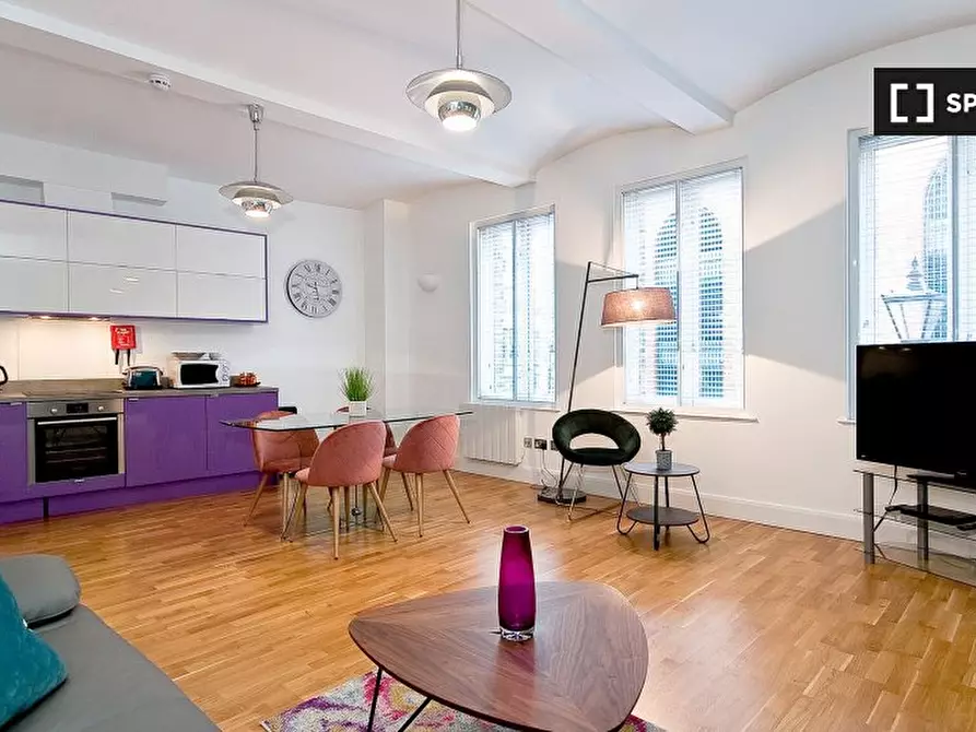 Immagine 1 di Appartamento in affitto  in Flat Mulberry House a Islington