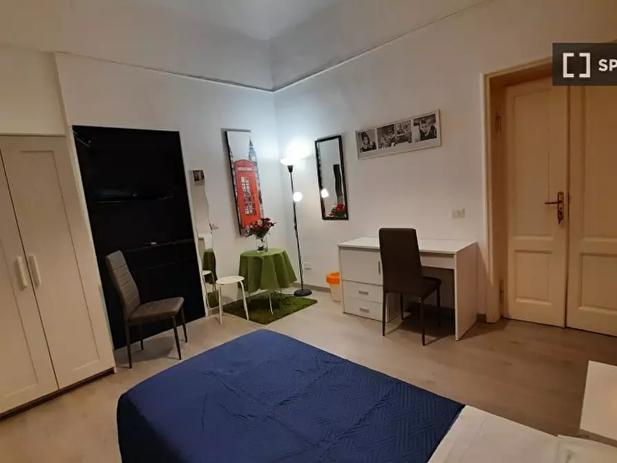 Immagine 1 di Camera condivisa in affitto  in Via Gaeta a Roma