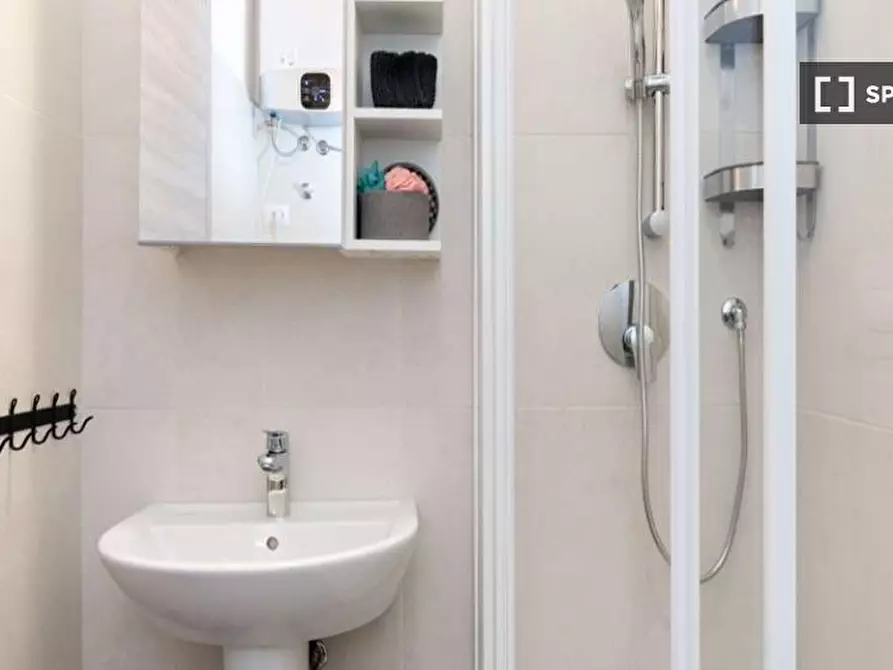 Immagine 9 di Camera condivisa in affitto  in Via Macedonio Melloni a Milano