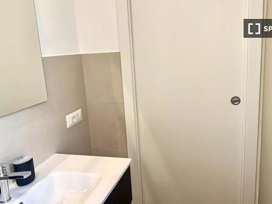 Immagine 15 di Appartamento in affitto  in Via Tiburtina a Roma