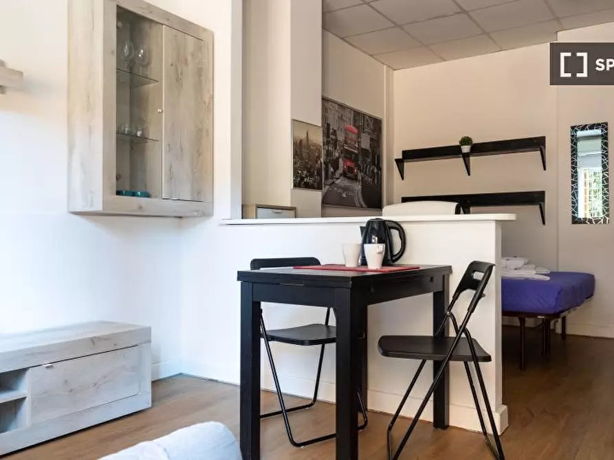 Immagine 2 di Ufficio in affitto  in Via Altacomba a Roma