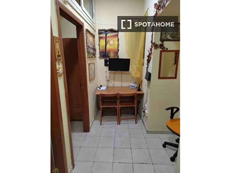 Immagine 6 di Appartamento in affitto  in Via dei Tribunali a Napoli