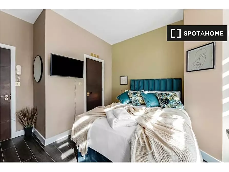 Immagine 4 di Ufficio in affitto  in High Rd a Tottenham