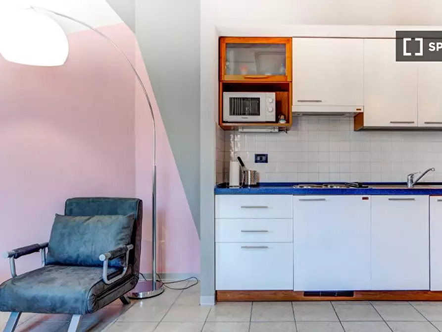 Immagine 8 di Ufficio in affitto  in Via Giuseppe Massarenti a Bologna