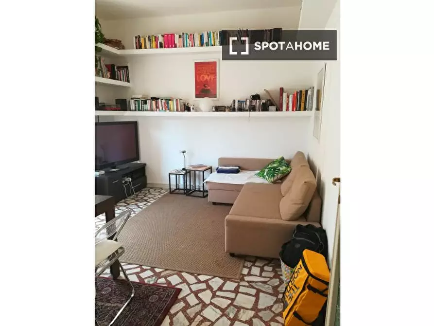 Immagine 18 di Appartamento in affitto  in Via degli Orti Gianicolensi a Roma