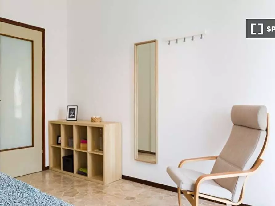 Immagine 3 di Camera condivisa in affitto  in Via Ginestre Milan a Buccinasco