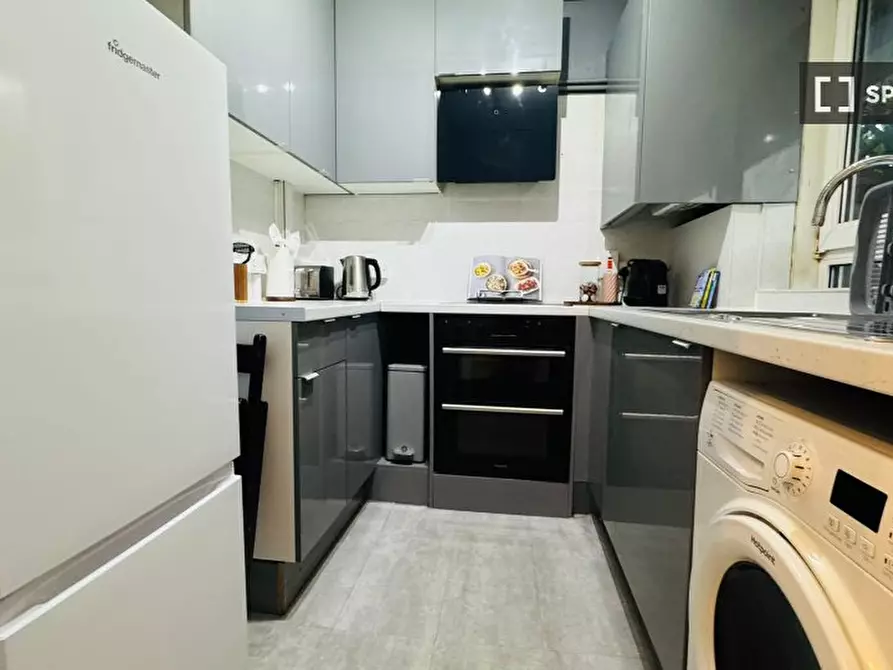 Immagine 6 di Appartamento in affitto  in Risdon St a Camberwell