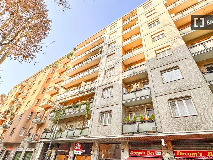 Immagine 16 di Ufficio in affitto  in Via Giambellino a Milano