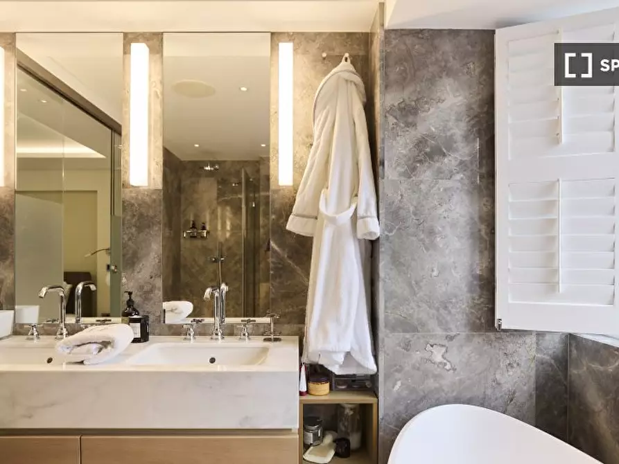 Immagine 16 di Appartamento in affitto  in William Mews a 