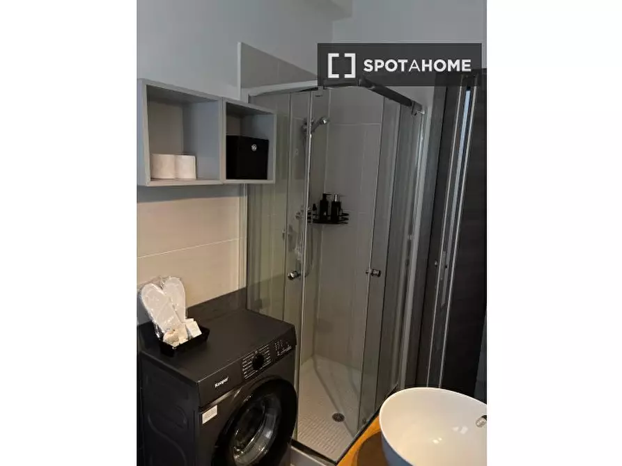 Immagine 10 di Appartamento in affitto  in Via di Bravetta a Roma