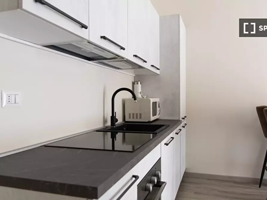 Immagine 6 di Appartamento in affitto  in Via Temistocle Calzecchi a Milano