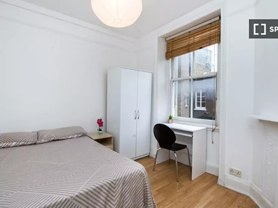 Immagine 18 di Camera condivisa in affitto  in 9 Kensington Mall a Kensington