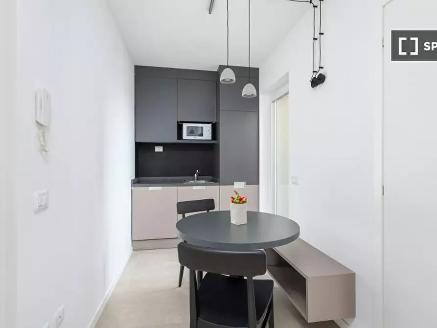 Immagine 8 di Camera condivisa in affitto  in Venezia a Trento