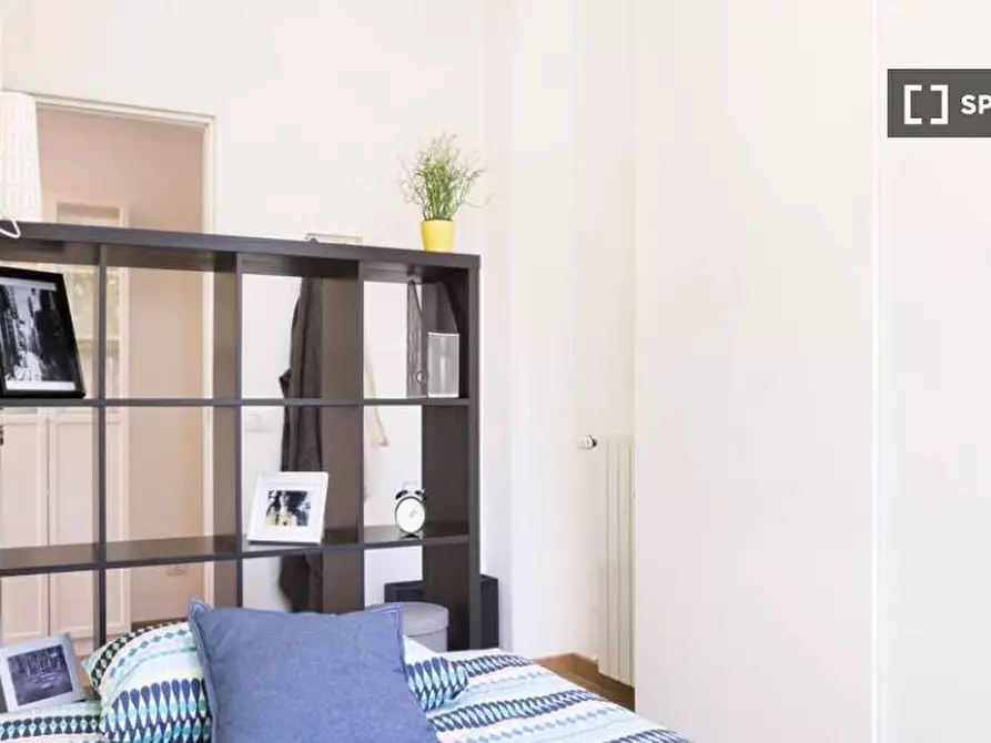 Immagine 3 di Camera condivisa in affitto  in Via Legnone a Milano