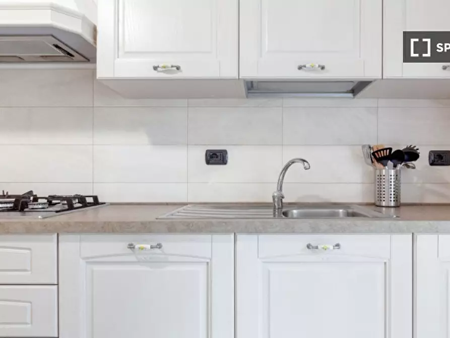 Immagine 13 di Camera condivisa in affitto  in Via Rembrandt a Milano