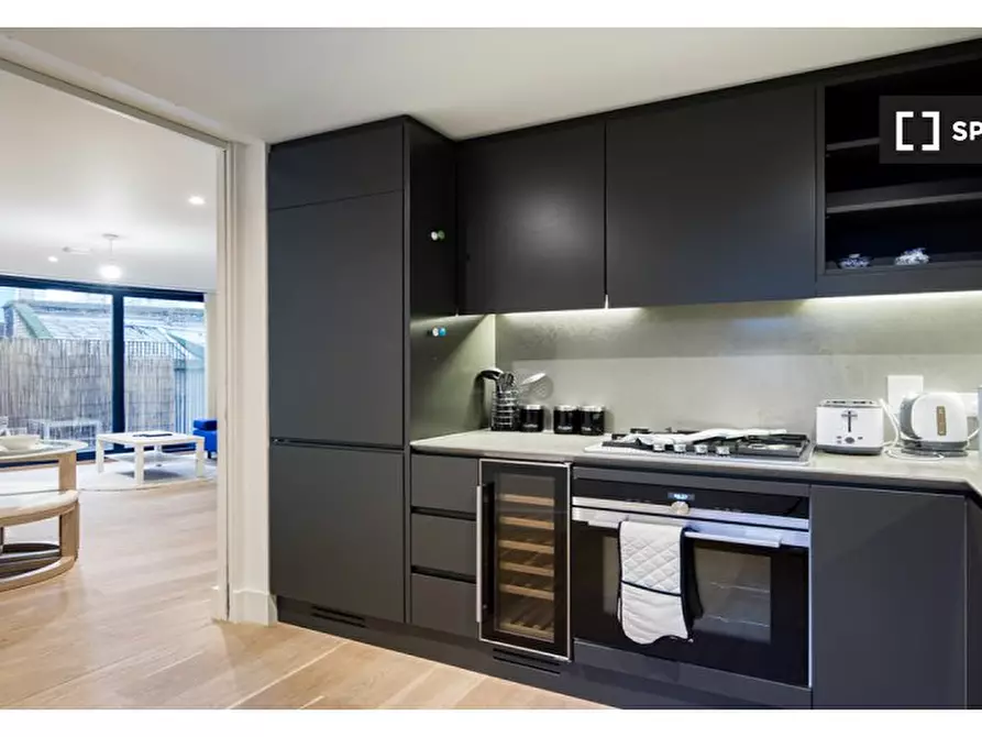 Immagine 9 di Appartamento in affitto  in Apartment 3, 23-27 Hatton Wall, Holborn a Camden Town