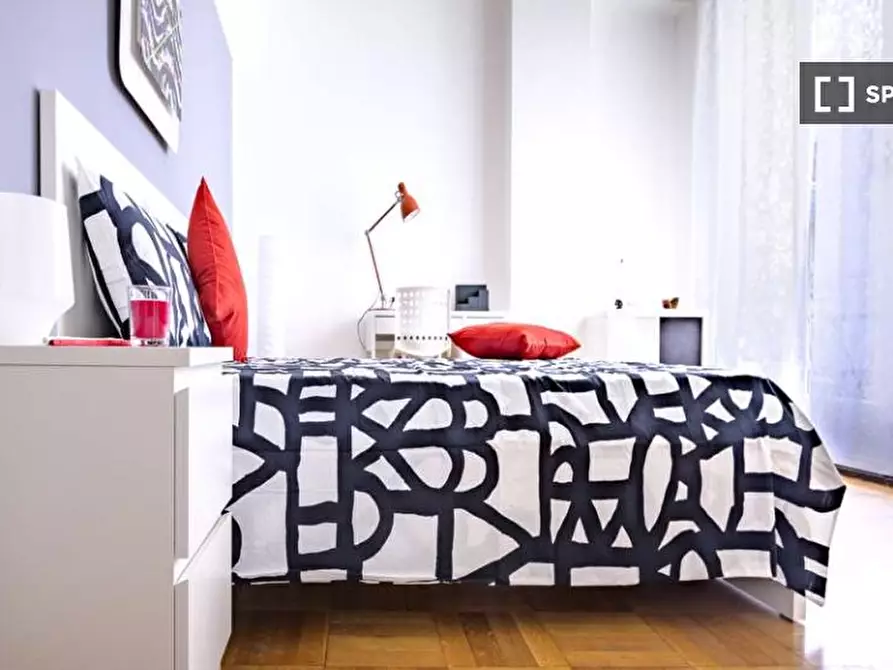 Immagine 10 di Camera condivisa in affitto  in Piazzetta Guastalla a Milano