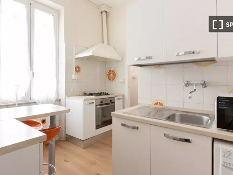 Immagine 7 di Ufficio in affitto  in Via Girolamo Savonarola a Roma