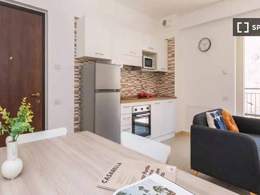 Immagine 15 di Camera condivisa in affitto  in Via Gardone a Milano