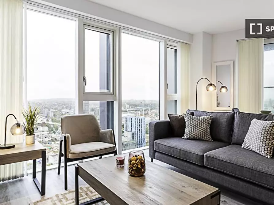 Immagine 6 di Appartamento in affitto  in Icon Tower a Ealing