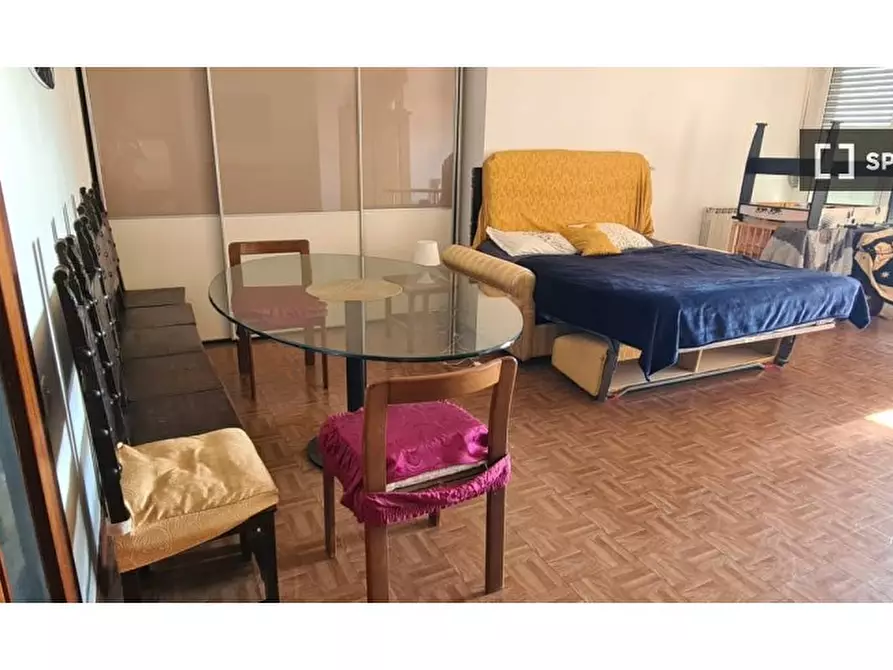 Immagine 10 di Camera condivisa in affitto  in Via Tiburtina a Roma