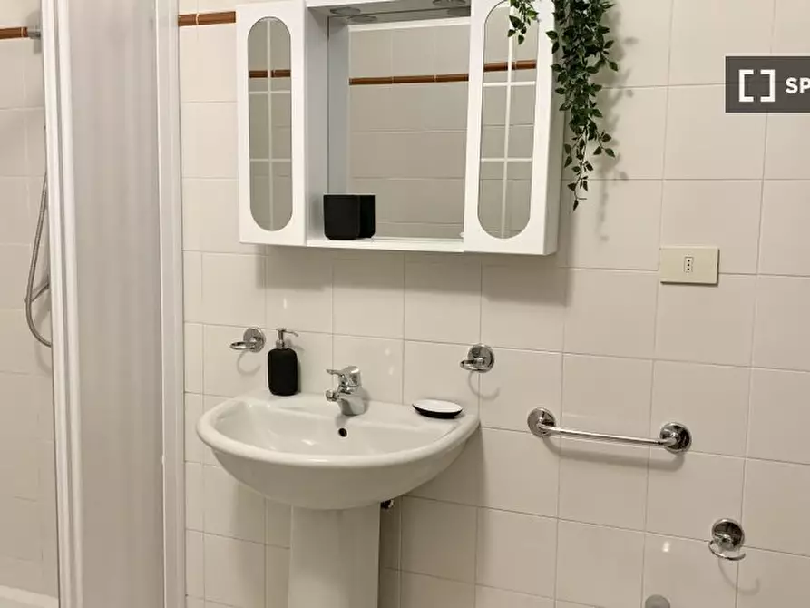 Immagine 14 di Camera condivisa in affitto  in VIA S. ANTONINO (1) a Firenze