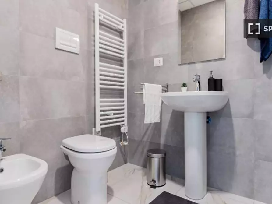 Immagine 3 di Camera condivisa in affitto  in Viale Bligny a Milano