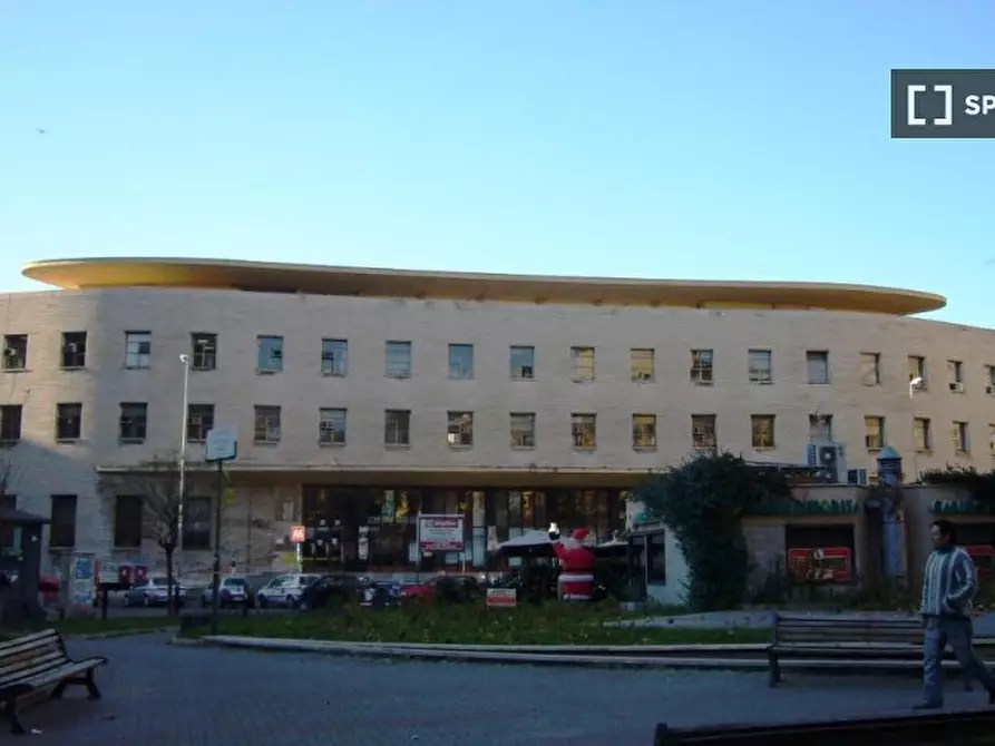 Immagine 14 di Appartamento in affitto  in Via Michele di Lando a Roma