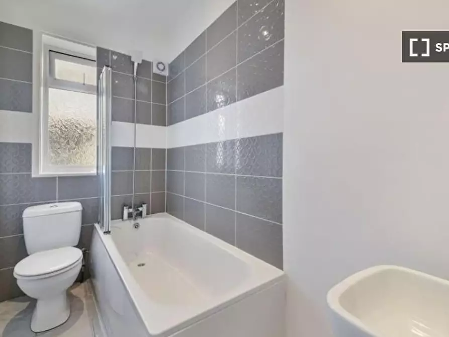 Immagine 5 di Appartamento in affitto  in C Murton Property Repairs a Bromley