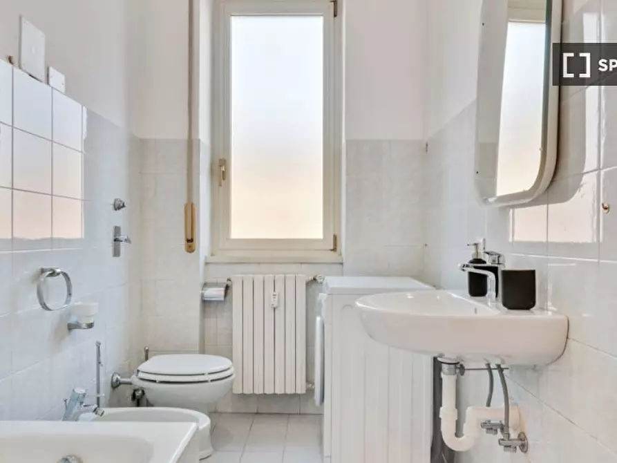 Immagine 5 di Camera condivisa in affitto  in Viale Monza a Milano