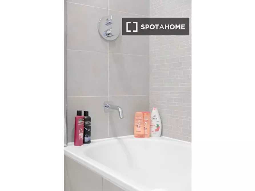 Immagine 18 di Appartamento in affitto  in flat a Lambeth