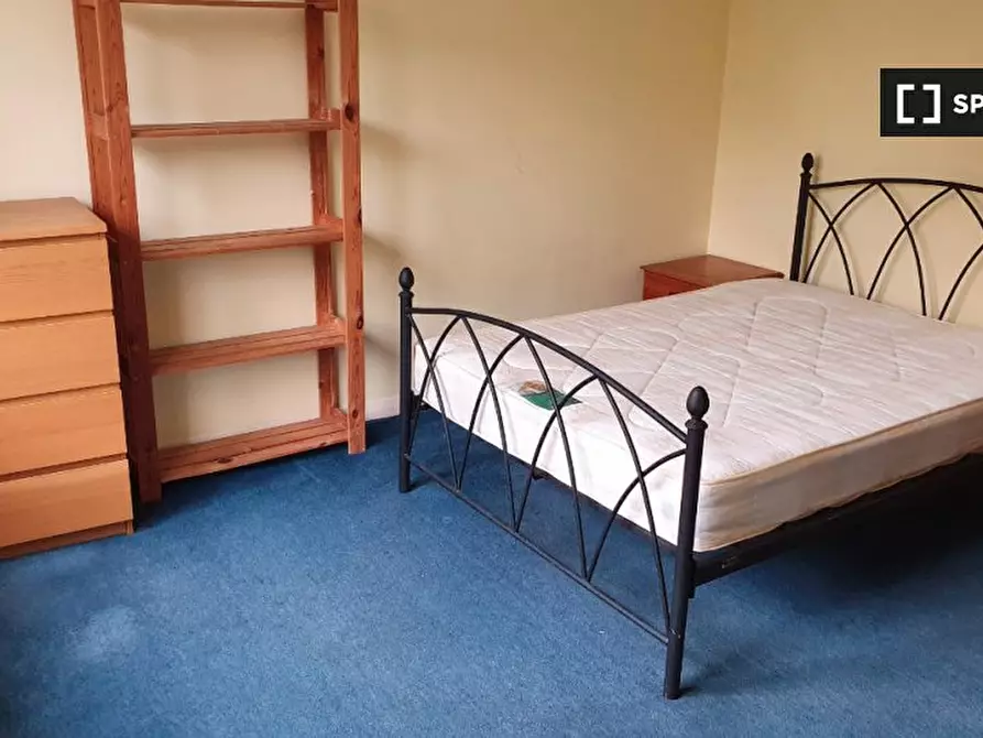 Immagine 7 di Camera condivisa in affitto  in Filigree Ct a Camberwell