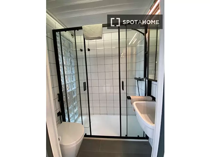 Immagine 8 di Ufficio in affitto  in Via Teano a Roma