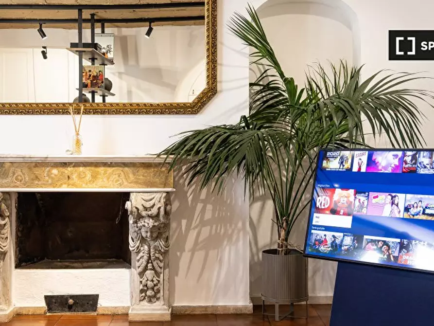 Immagine 15 di Appartamento in affitto  in Via dell'Arco della Ciambella a Roma