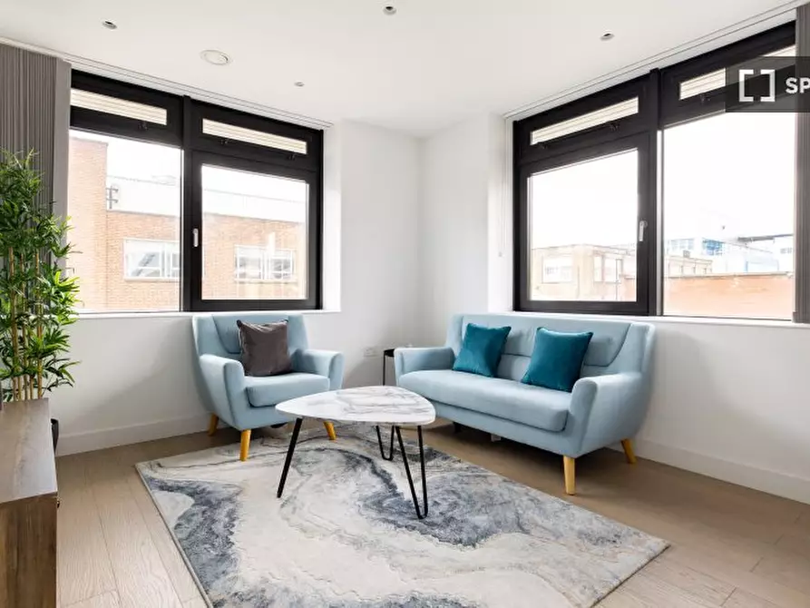 Immagine 4 di Appartamento in affitto  in Harlequin Ave a Hounslow