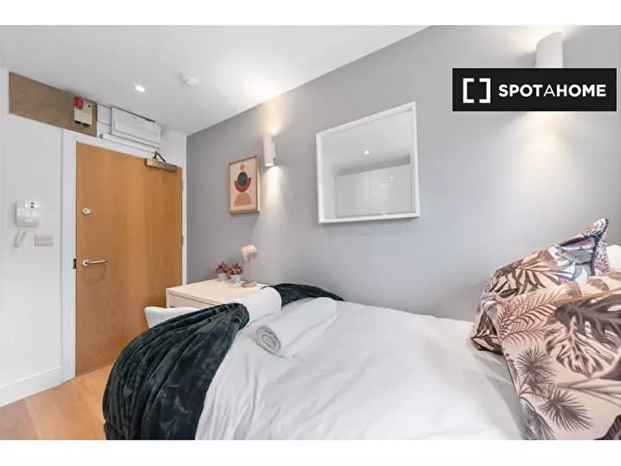 Immagine 6 di Ufficio in affitto  in Flat 32-34 Swinton StLondon WC1X 9NX a Camden Town